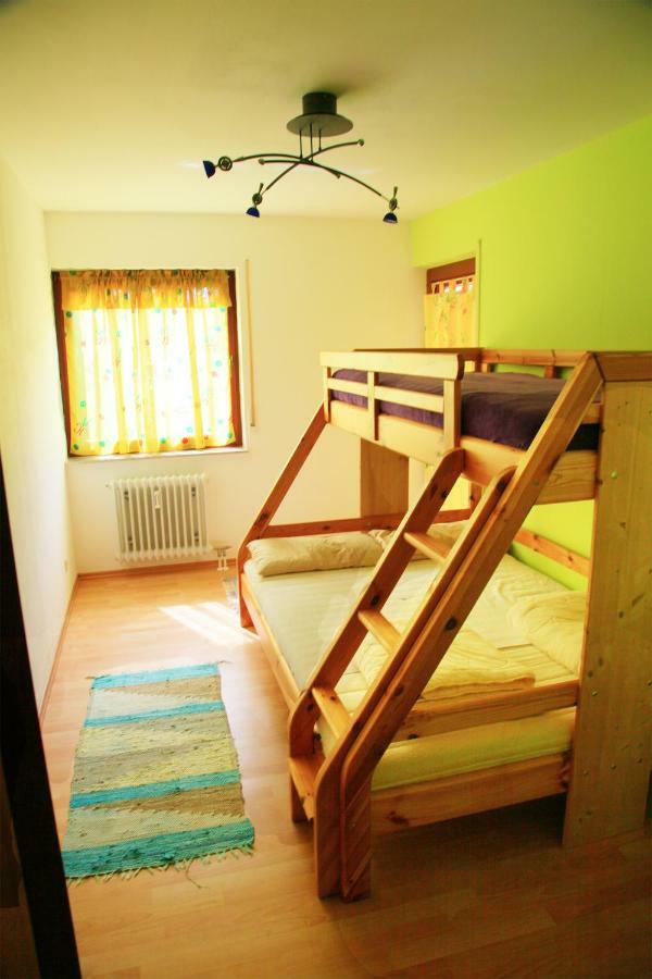 אימנשטאדט אם בודנזה Immenstaad: Grosse Ferienwohnung מראה חיצוני תמונה